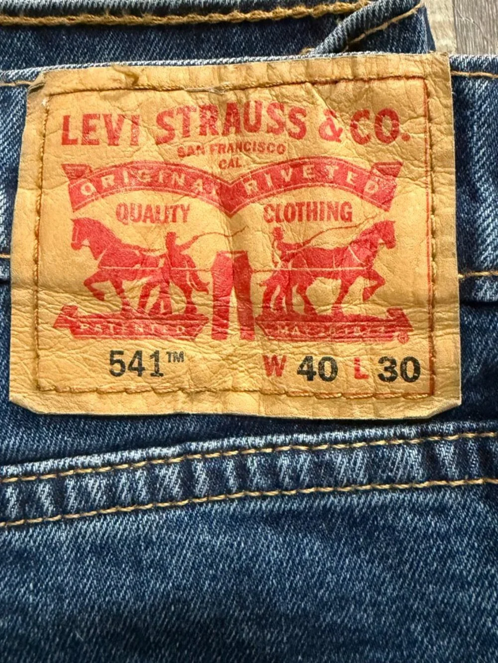 Levi's 541 Athletic Fit Men's Jeans 40x30 Blue Denim